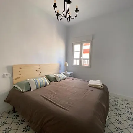 Casa Típica Con Terraza *