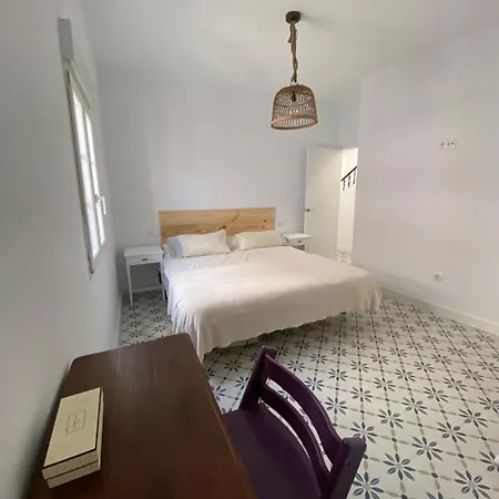 Casa Típica Con Terraza