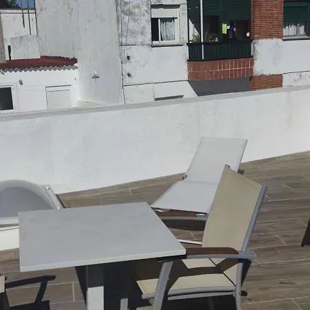 Casa Típica Con Terraza